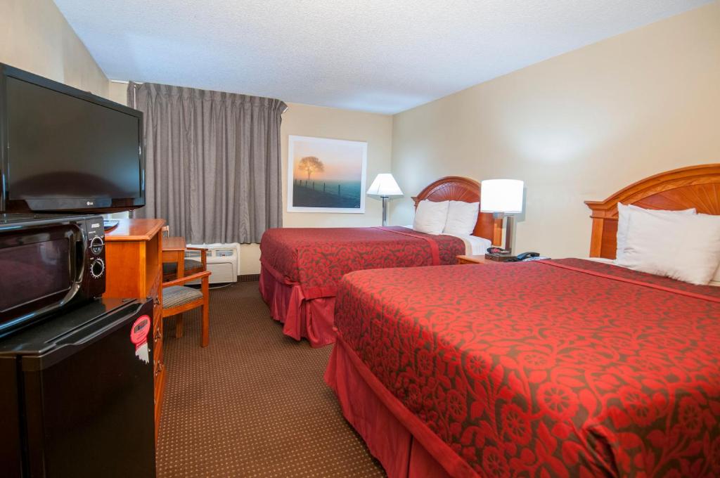 Days Inn by Wyndham Pauls Valley photo
