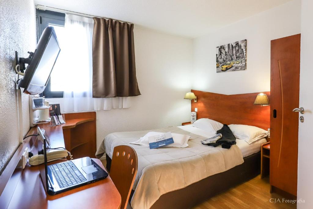 Hotel Restaurant Kyriad Brive Centre - Chambre Double Avec 1 Lit Double