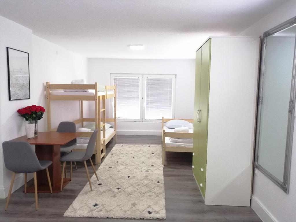 Postel nebo postele na pokoji v ubytování Hostel Eva