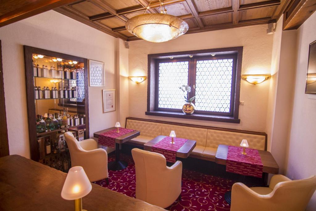 Zur Weinsteige - Resim 38