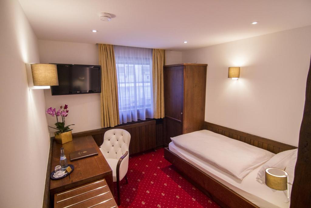 
Standard Single Room
