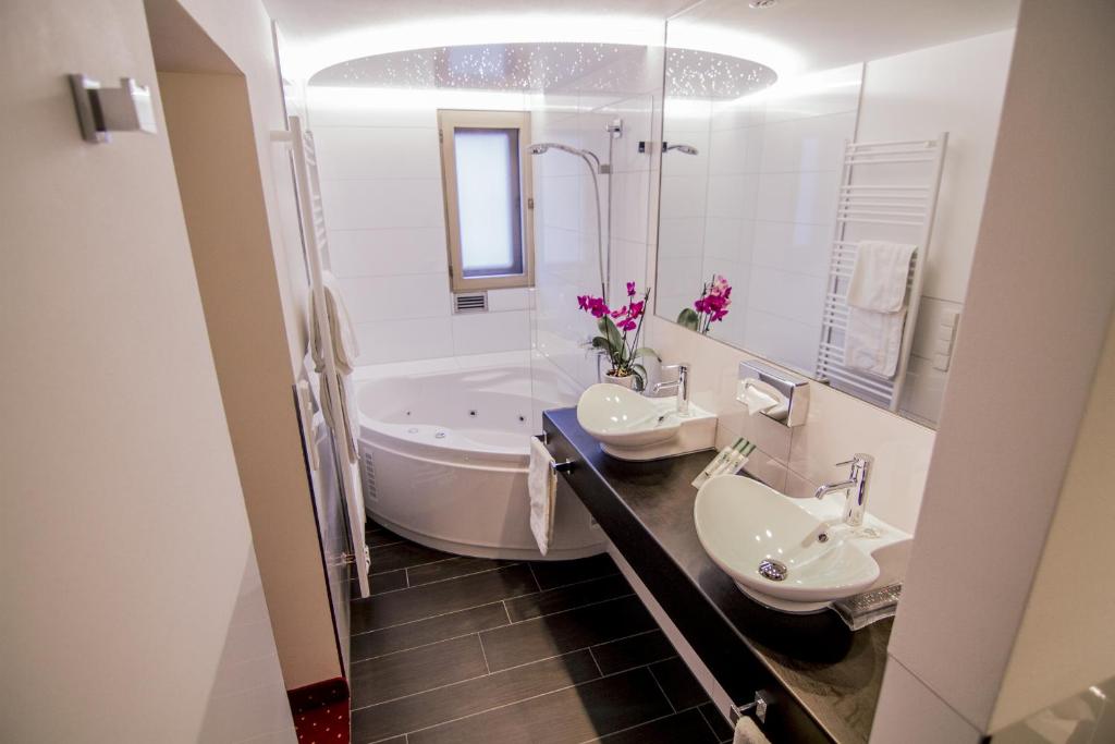 Zur Weinsteige - Resim 26