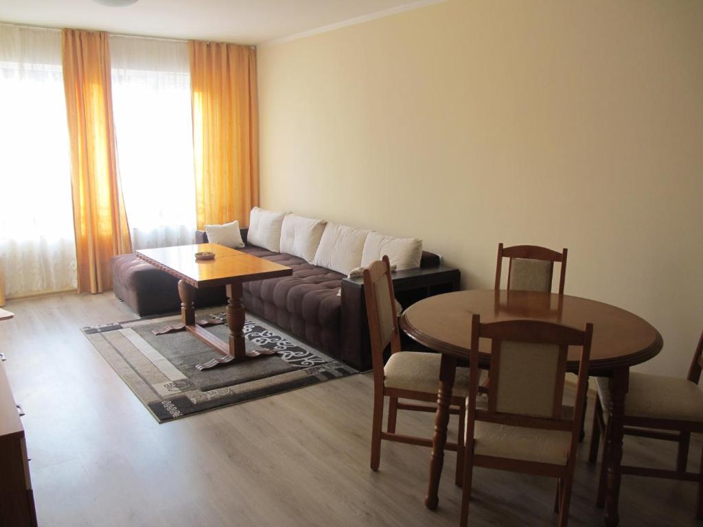 Sea Garden Lazur Apartment, Burgas City, Bulgaria - Booking.com