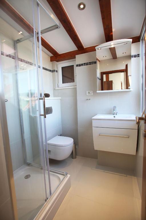 Kúpeľňa v ubytovaní Villa Kampanel