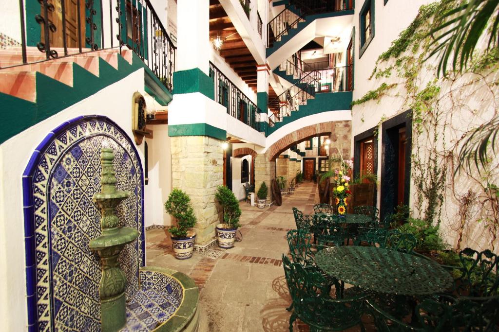 Budova, kde se hotel nachází