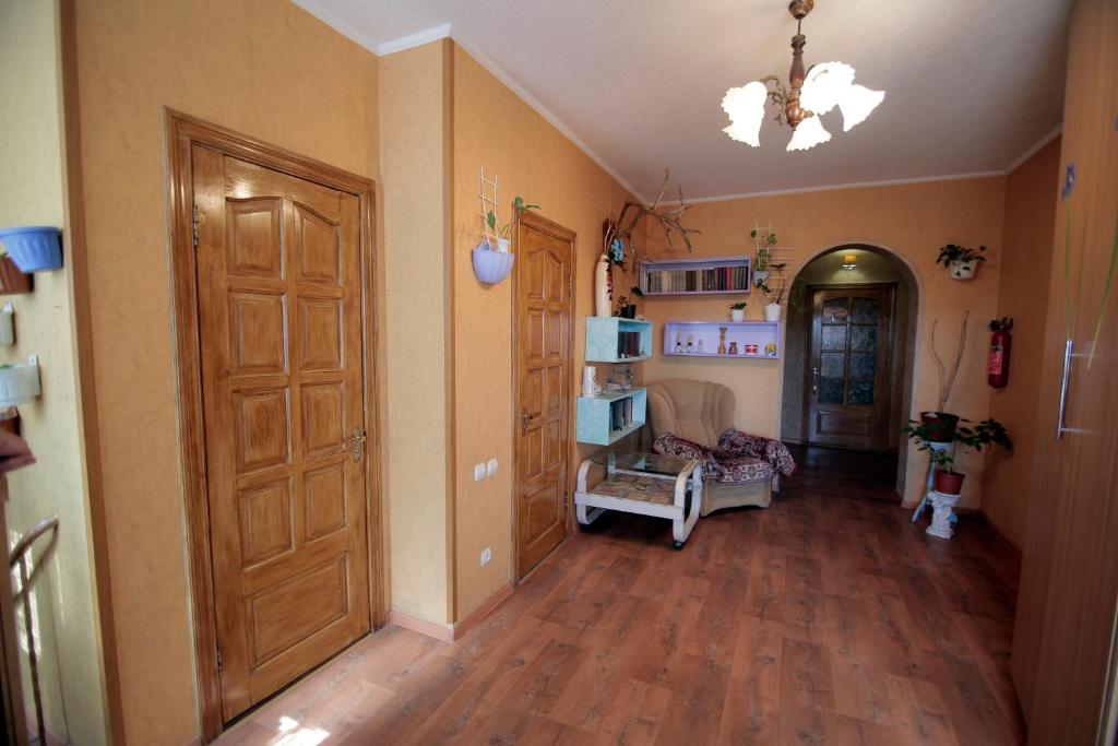 Fotografie z fotogalerie ubytování Guest House Kamenny Dom v destinaci Karolino-Bugaz