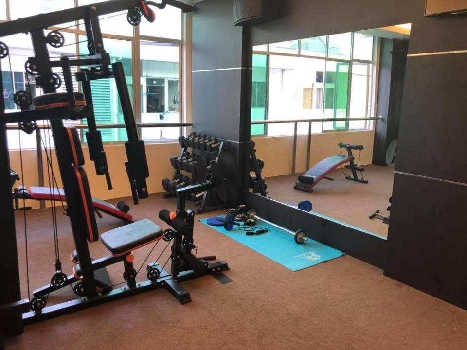 Fitness centrum a/nebo fitness zařízení v ubytování Qu Lin Resident