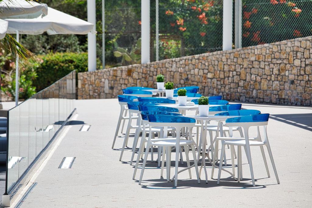 Zdjęcie z galerii obiektu Marpunta Resort, Santikos Collection w mieście Patitiri