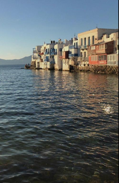 Christy Suites by Alpha Living - 2