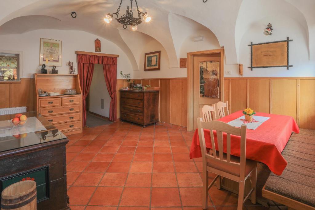 Kuchyň nebo kuchyňský kout v ubytování Farm Holidays Povsin
