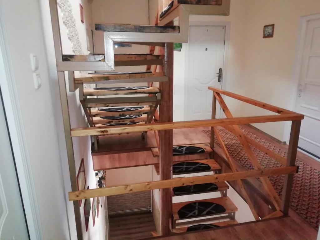 Palanda nebo palandy na pokoji v ubytování Casa Julia/Adult Only