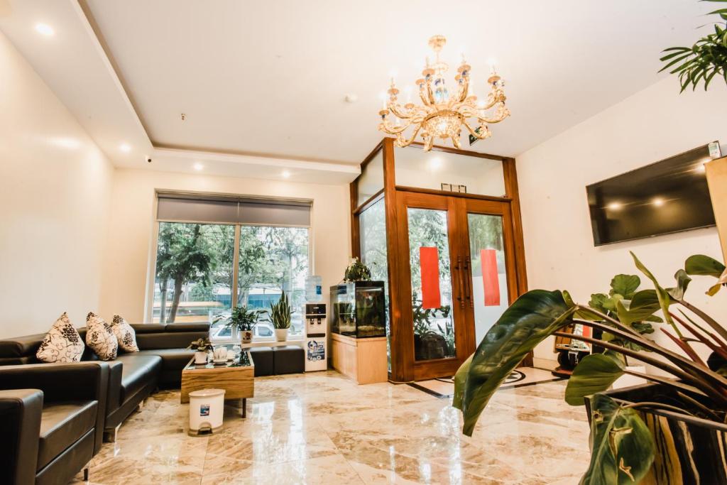 TV a/nebo společenská místnost v ubytování Hotel Royal
