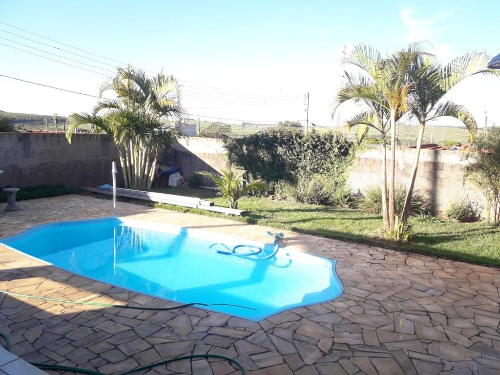  Casa com Piscina Brotas/Patrimônio.