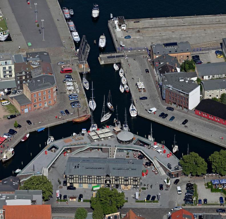 Letecký snímek ubytování Hotel Kontorhaus Stralsund