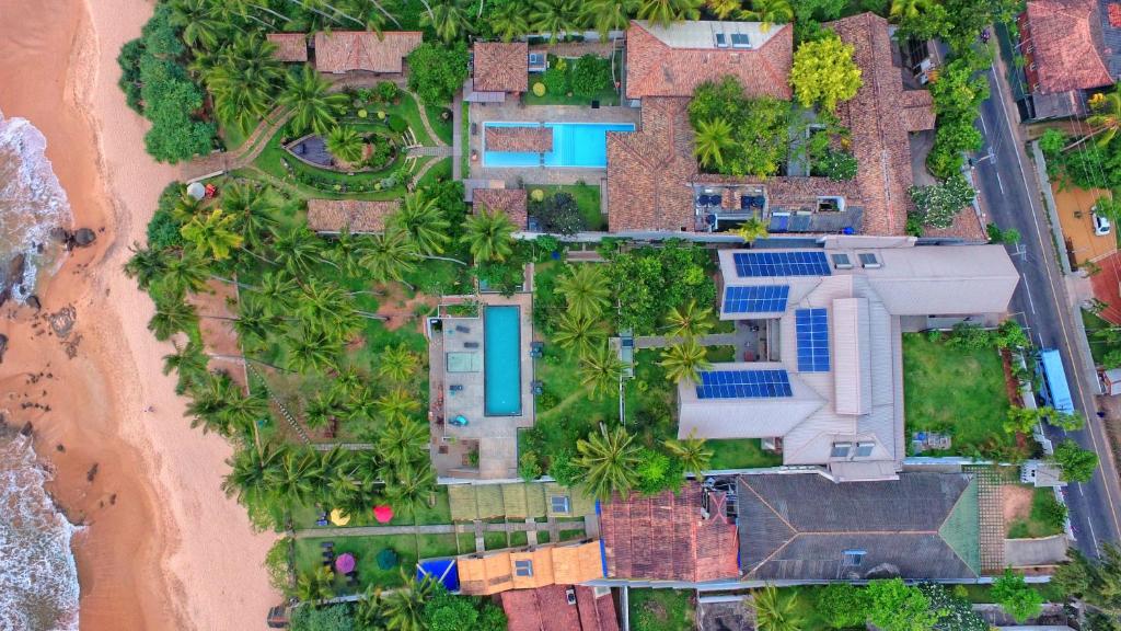 Bazén v ubytování R Degrees Boutique Hotel & Spa nebo v jeho okolí