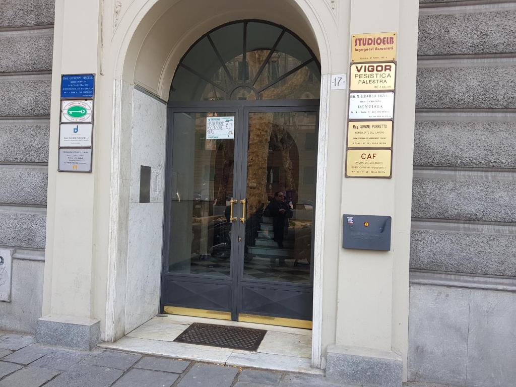 Afbeelding uit fotogalerij van Domus La Foce Hotel Self check in in Genua