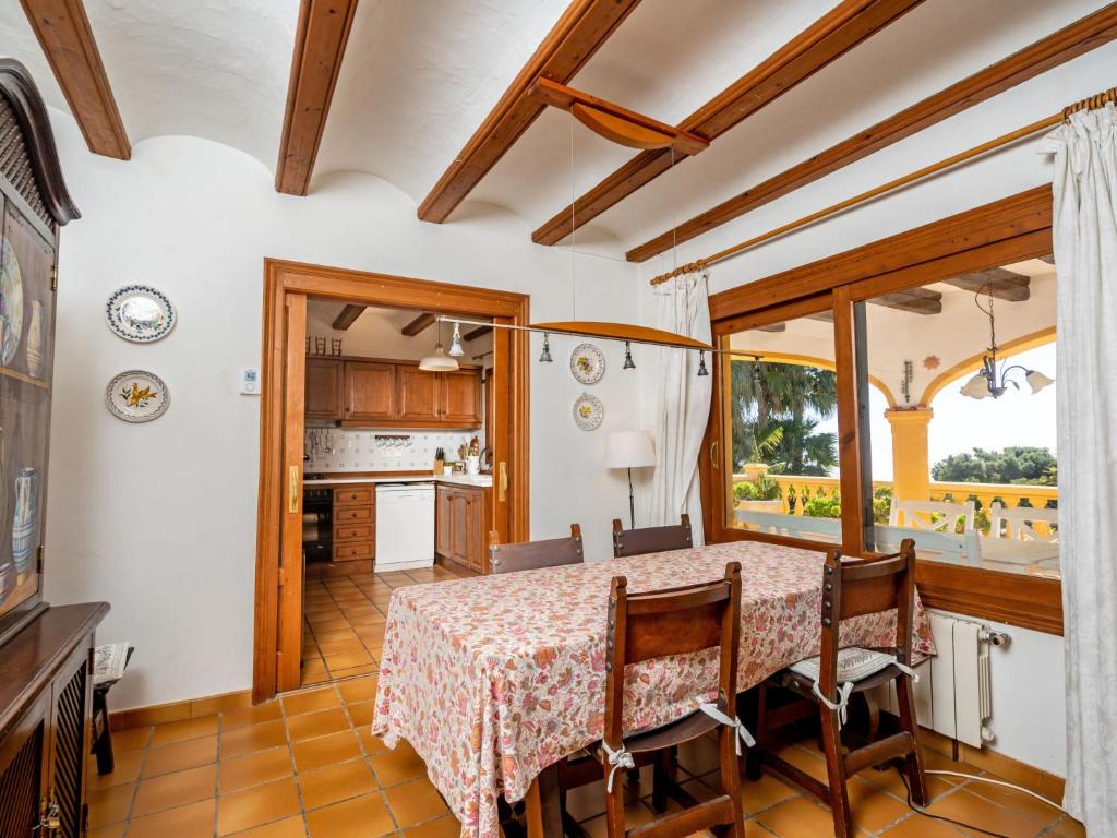 Kuchyň nebo kuchyňský kout v ubytování Villa Villa Casablanca by Interhome