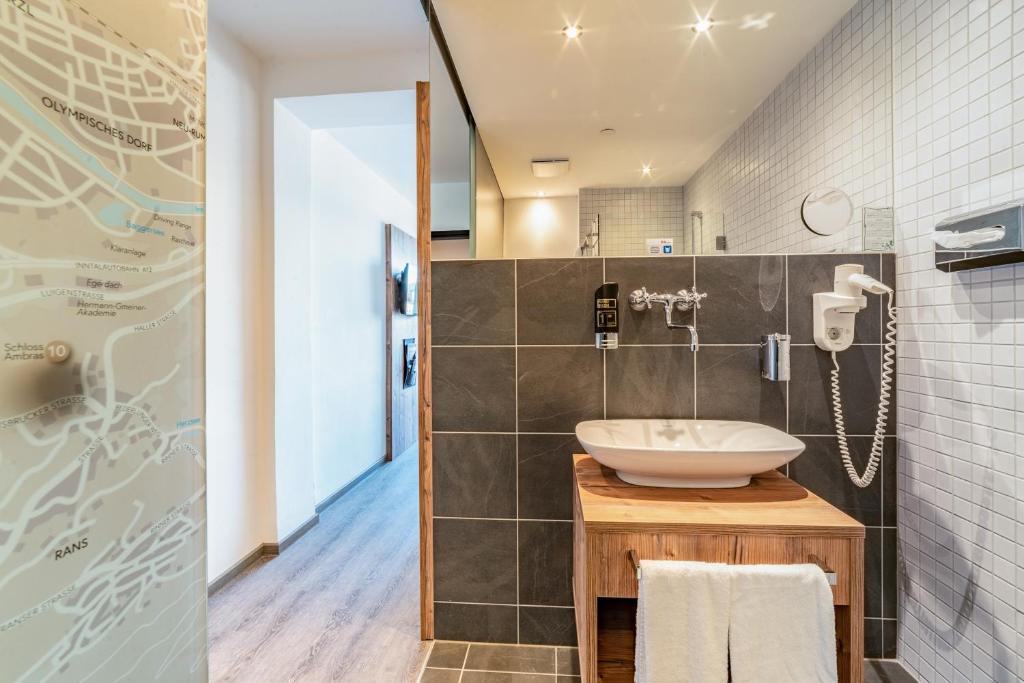 BinderS Budget City-Mountain Hotel - Resim 17