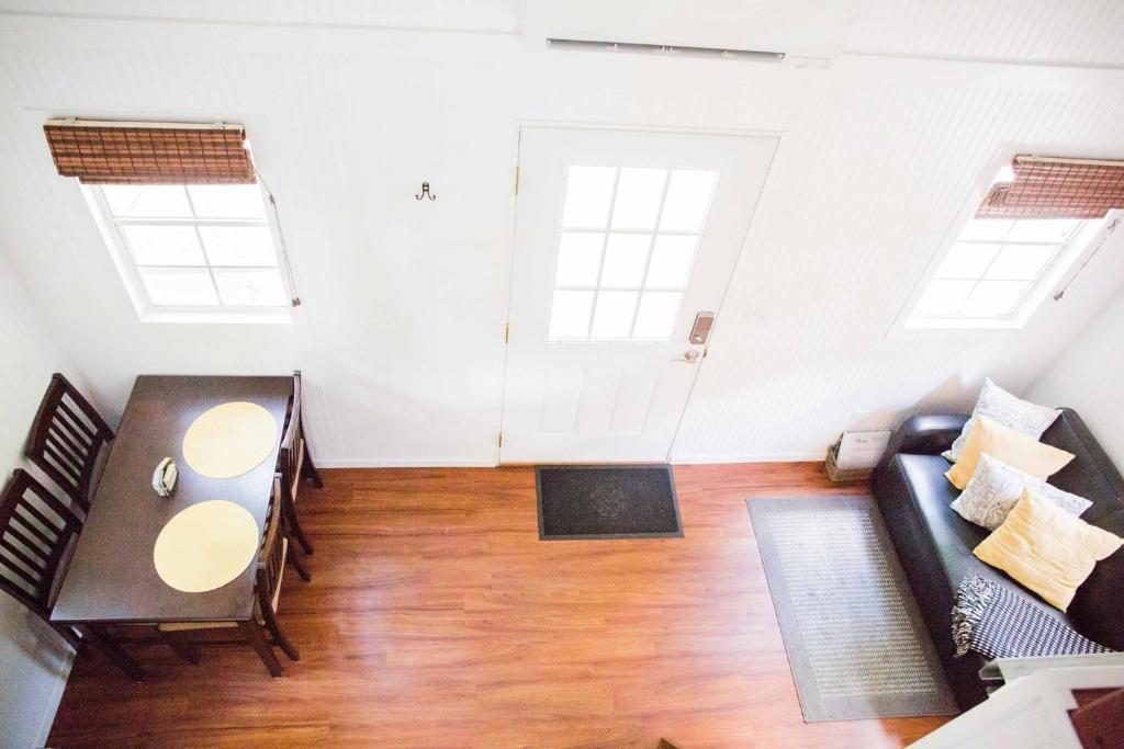 The Cottage Treehouses - Queen Room - Acceso A La Discapacidad