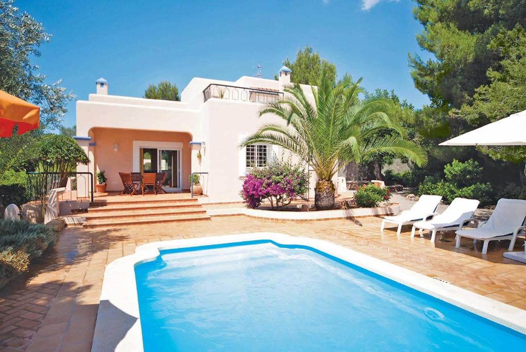 Villa Ses Savines (Spanje San Juan Bautista) - Booking.com