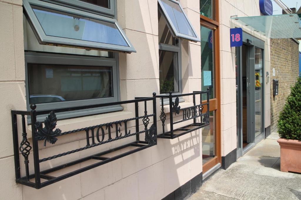 Eurotraveller Hotel- Express (Elephant & Castle) - Resim 14