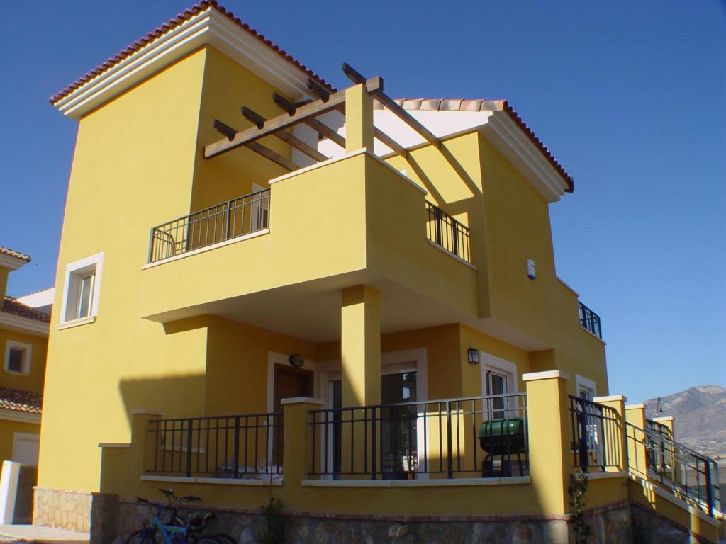 Budova, v ktorej sa vila nachádza