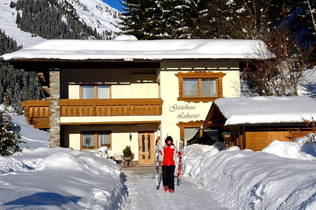 Gästehaus Lukasser v zimě