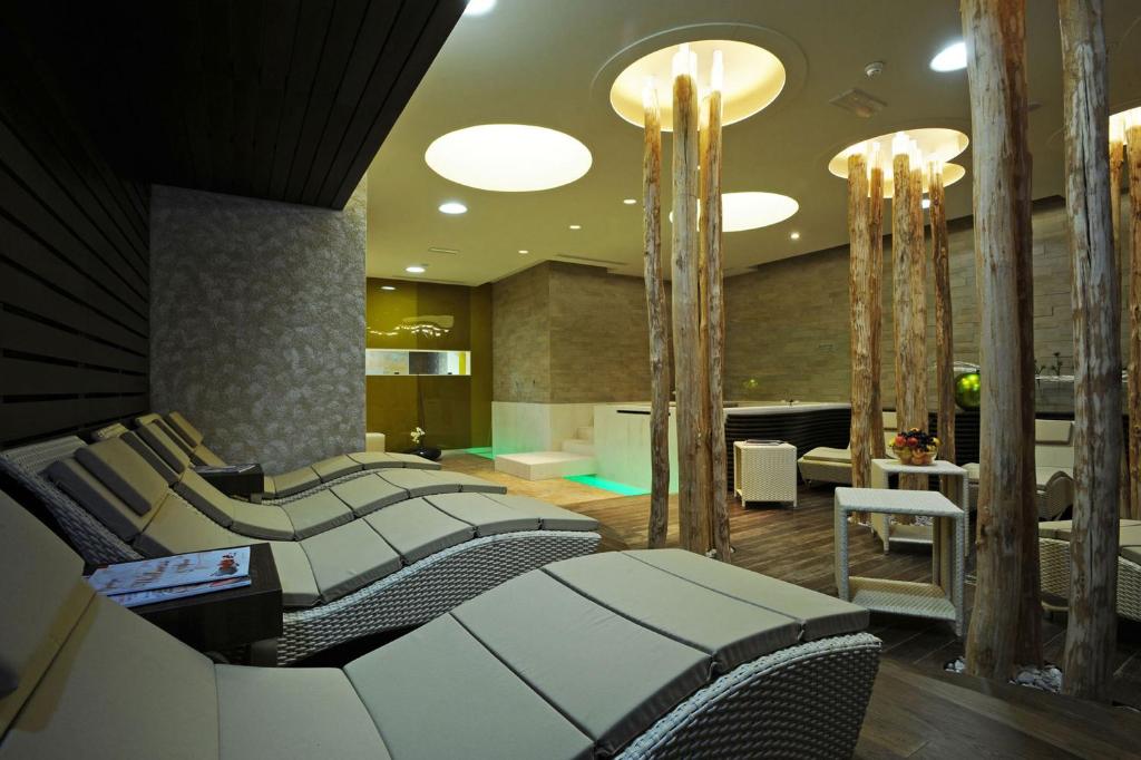 Posezení v ubytování Hotel Marina - Liburnia