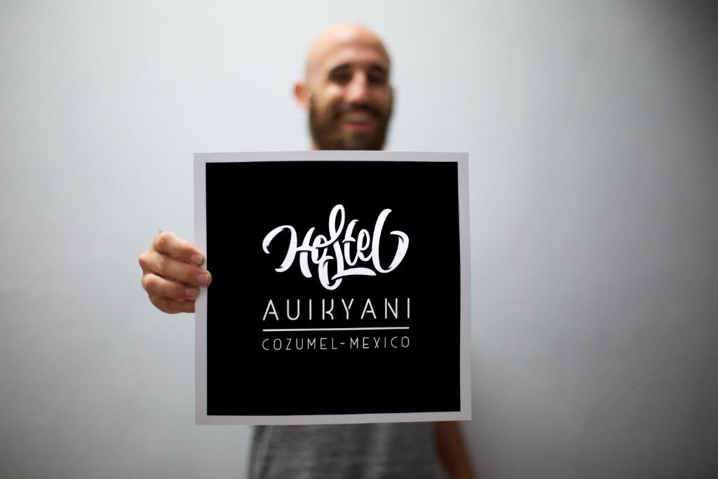 Certifikát, hodnocení, plakát nebo jiný dokument vystavený v ubytování Hostel Auikyani