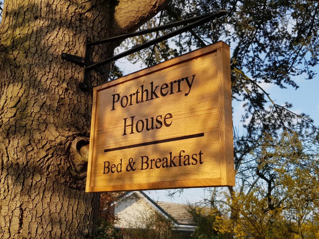 Porthkerry House Bed and Breakfast