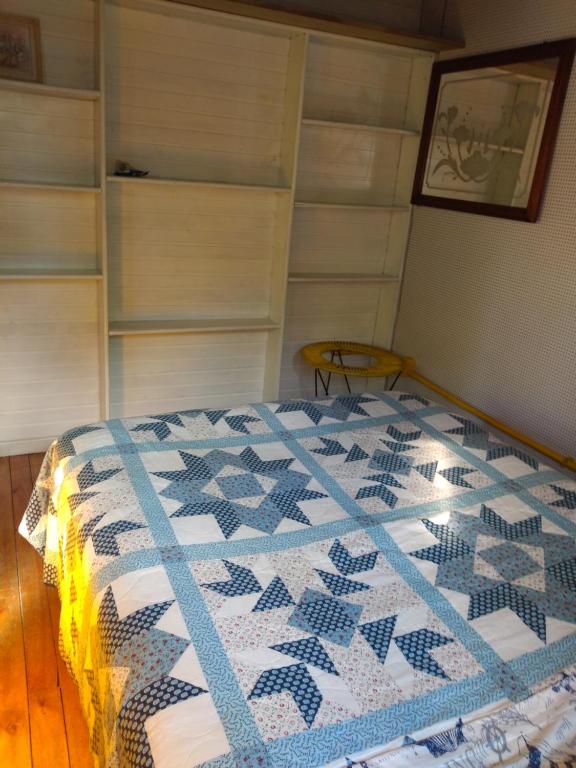  Residência Gato Branco