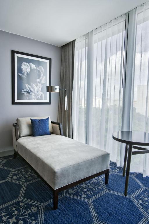 Postel nebo postele na pokoji v ubytování Fairmont El San Juan Hotel
