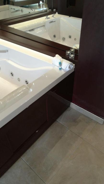 Koupelna v ubytování B&B Suite Paciotti