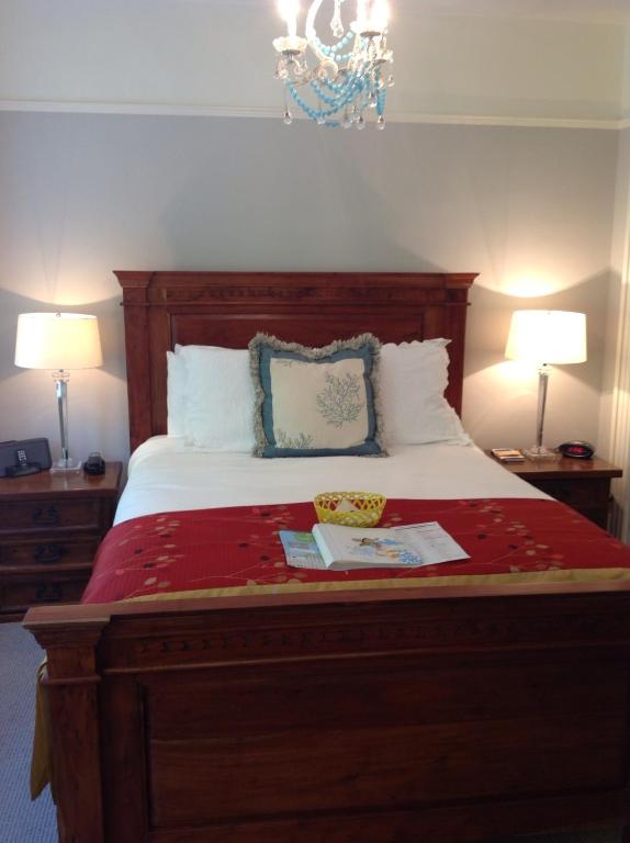 Barclay House Bed and Breakfast - Queen Suite