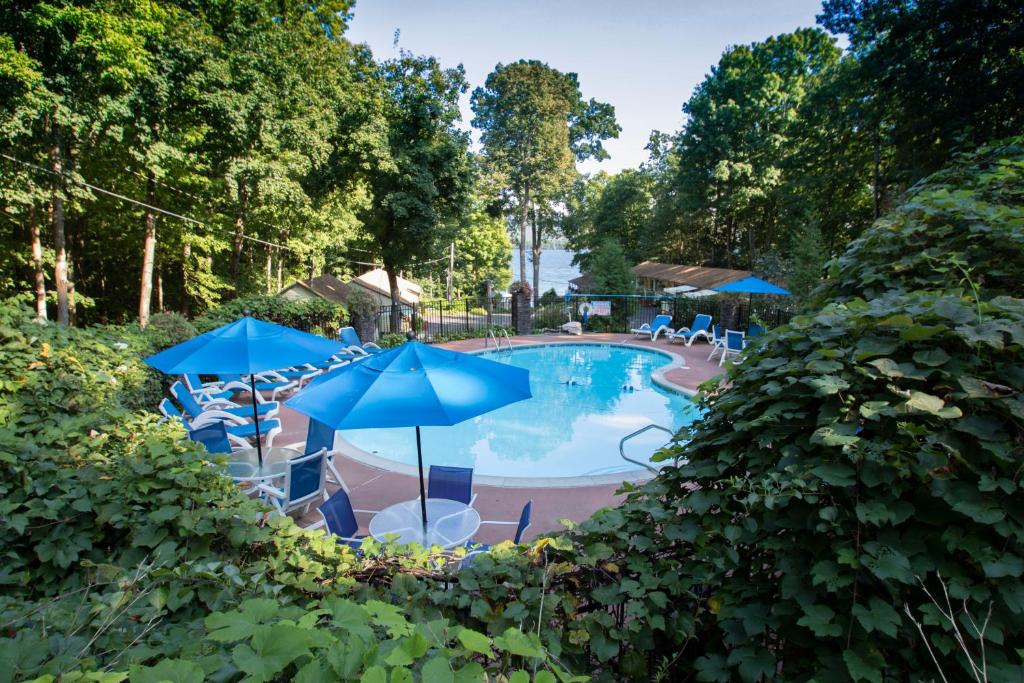 Bazén v ubytování The Juliana Resort nebo v jeho okolí