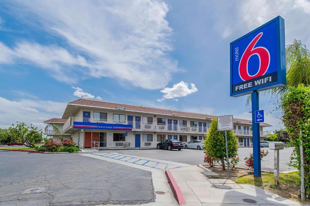 a first rite aid sign in front of a hotel at Motel 6-Bakersfield, CA - Airport in Bakersfield