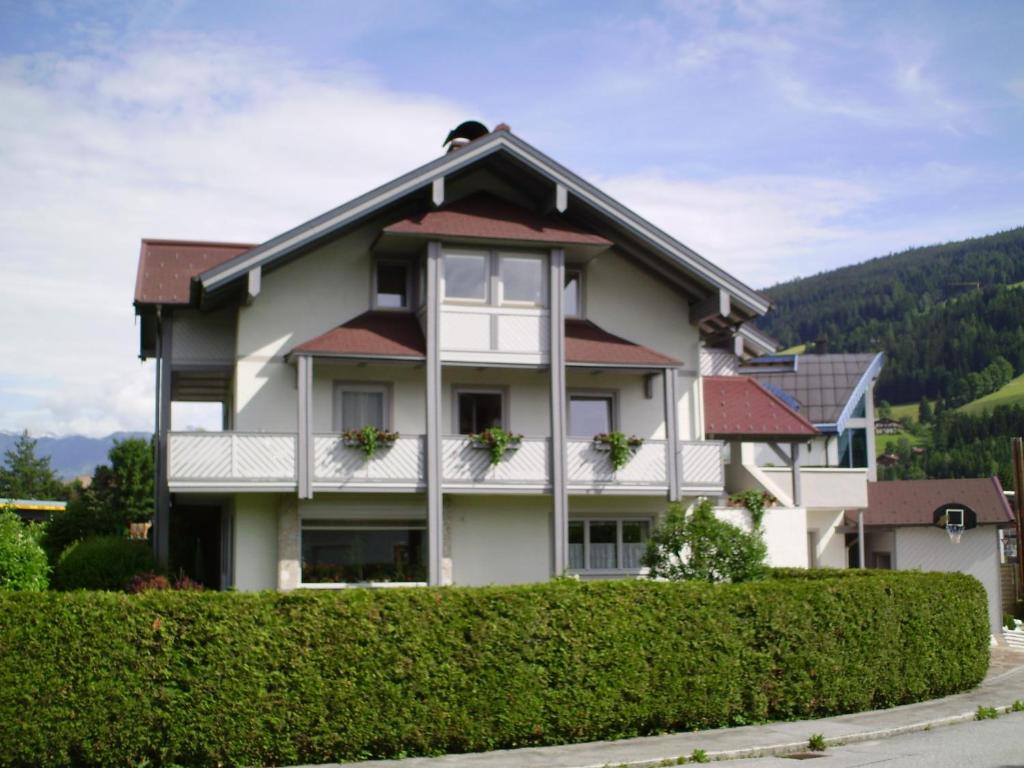 Výhľad na hory alebo výhľad na hory priamo z apartmánu