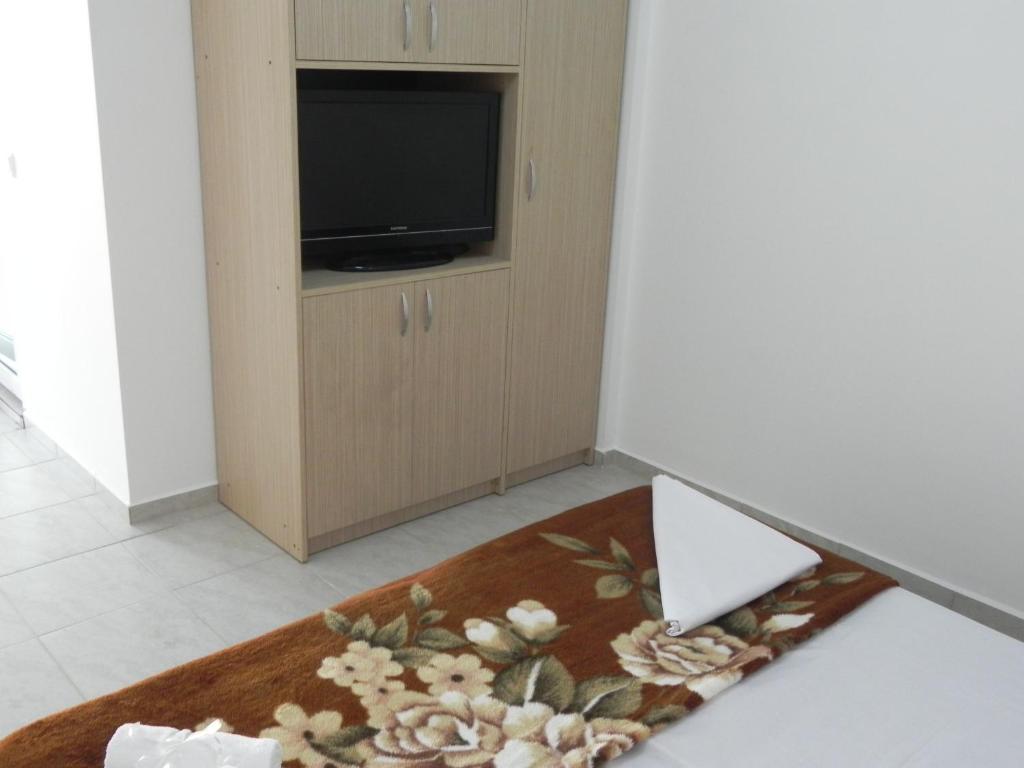 TV a/nebo společenská místnost v ubytování Vila Aproape de Mare by Iubesc Marea