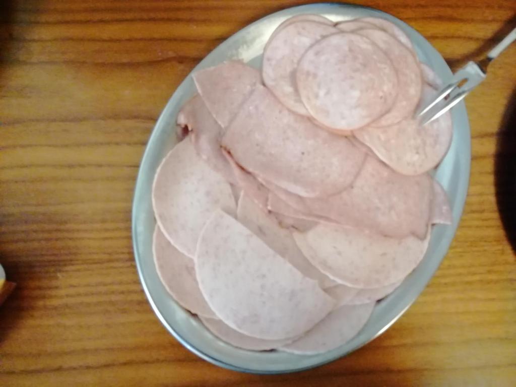Jídlo v hotelu nebo okolí