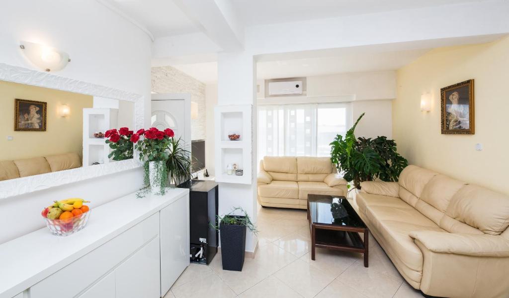 Deluxe New Kastela Agneza Apartment near the Beach