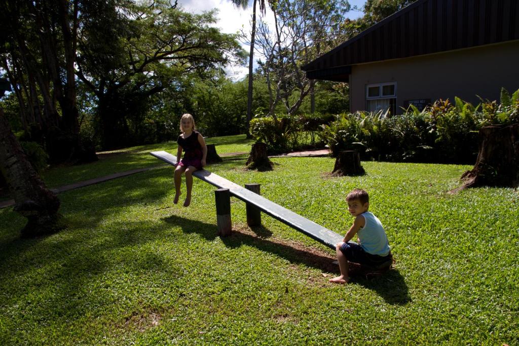 Gestir sem dvelja á Tanoa Skylodge Hotel