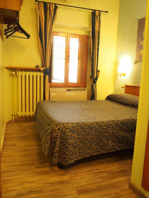 Hotel Santa Croce - Resim 12