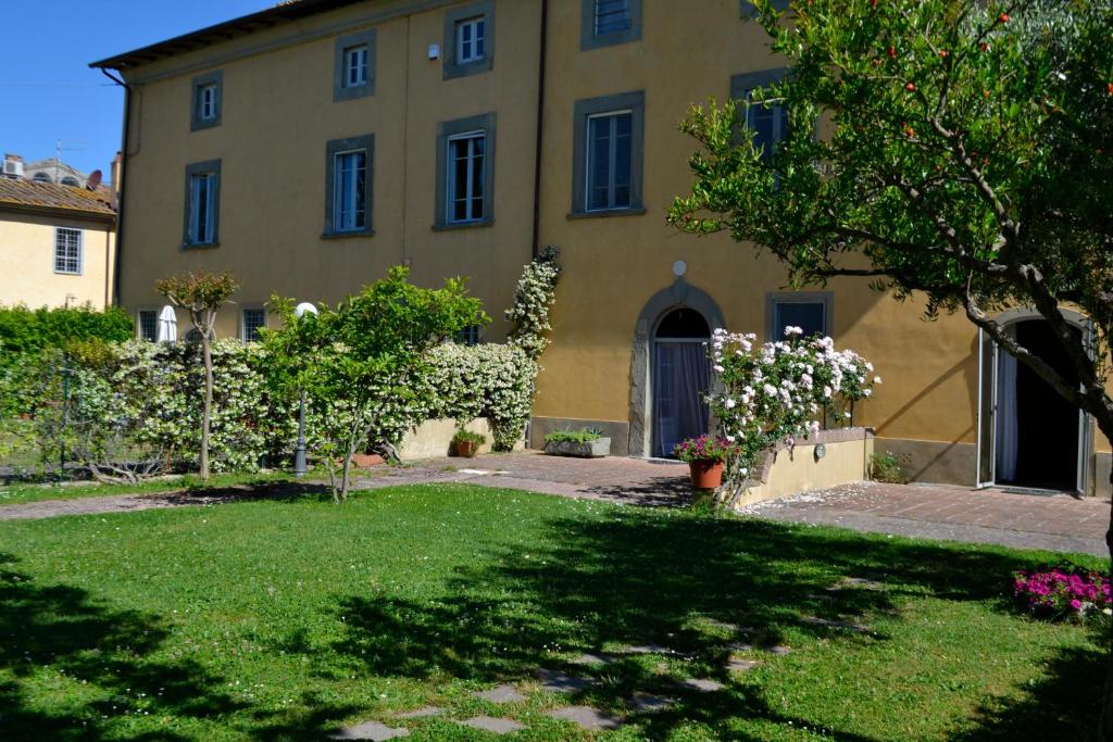 Zahrada ubytování B&B Glicine e Luna