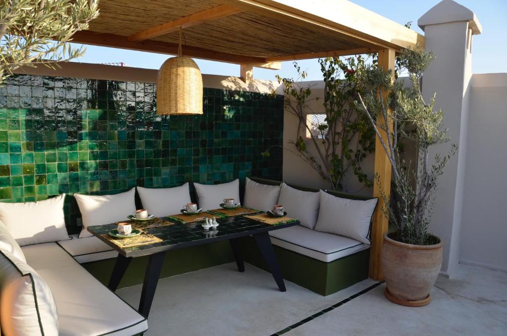 Posezení v ubytování Riad Bab 54
