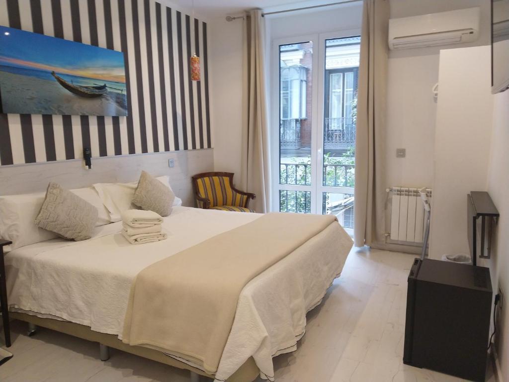 Gallery image of Hostal Mendoza in Madrid