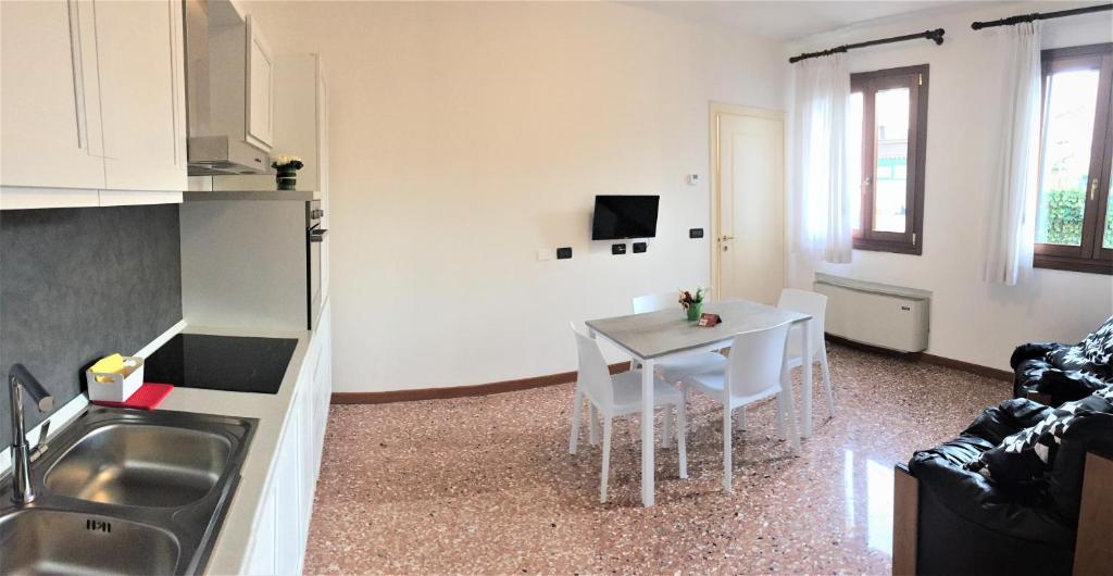 TV a/nebo společenská místnost v ubytování Hotel Riviera dei Dogi