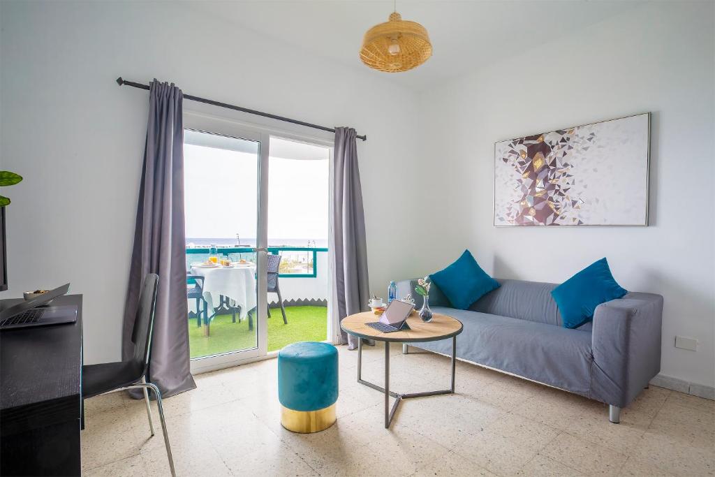 Posedenie v ubytovaní Apartamentos Islamar Arrecife
