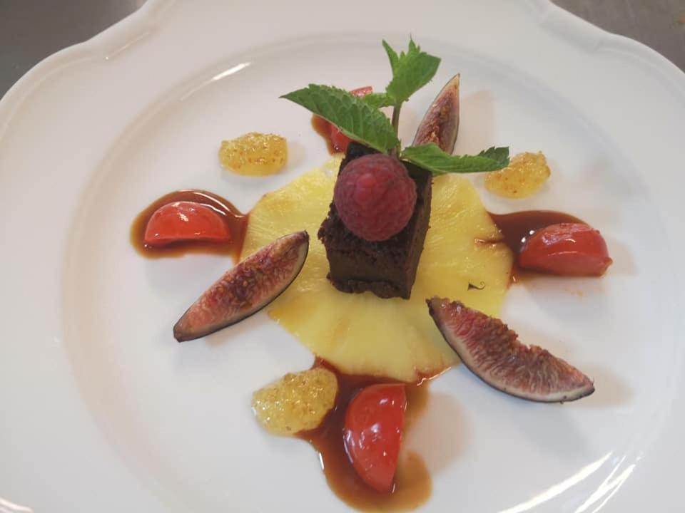 Jedzenie w hotelu lub w pobliżu