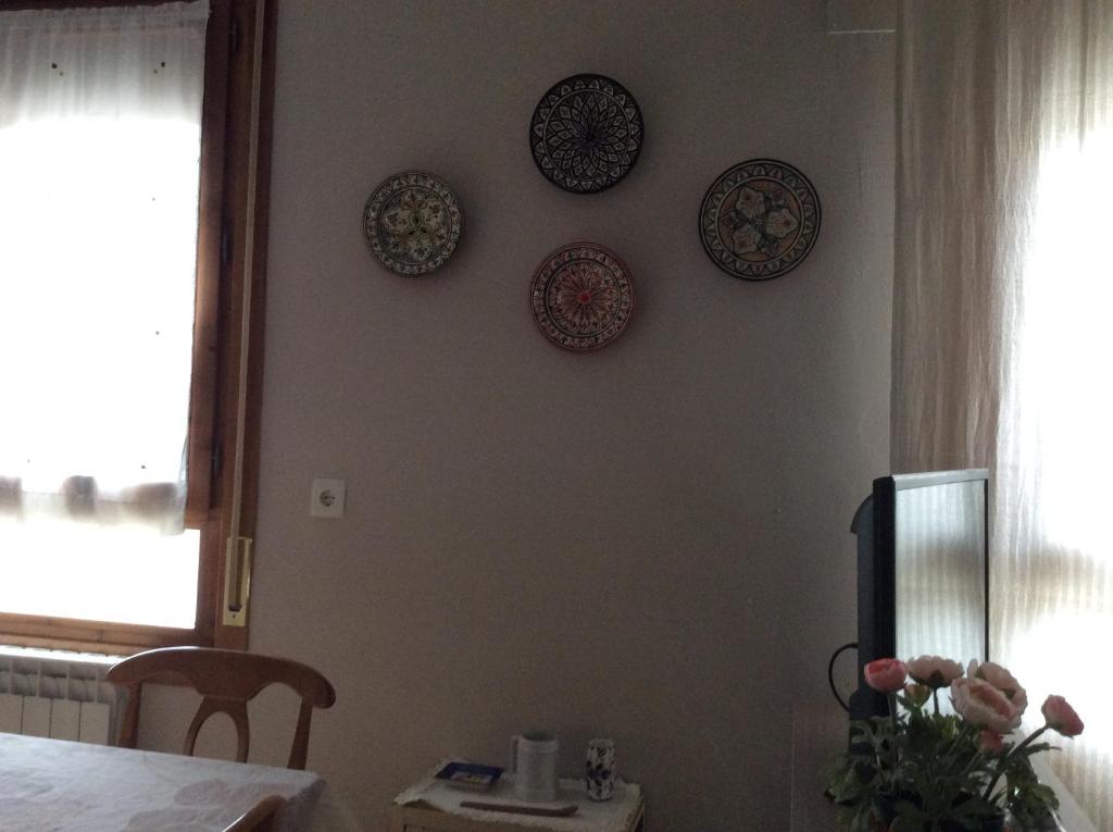 TV a/nebo společenská místnost v ubytování Apartamento Rural Castildetierra
