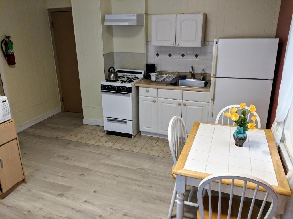 Kuchyň nebo kuchyňský kout v ubytování Oakview Hotel